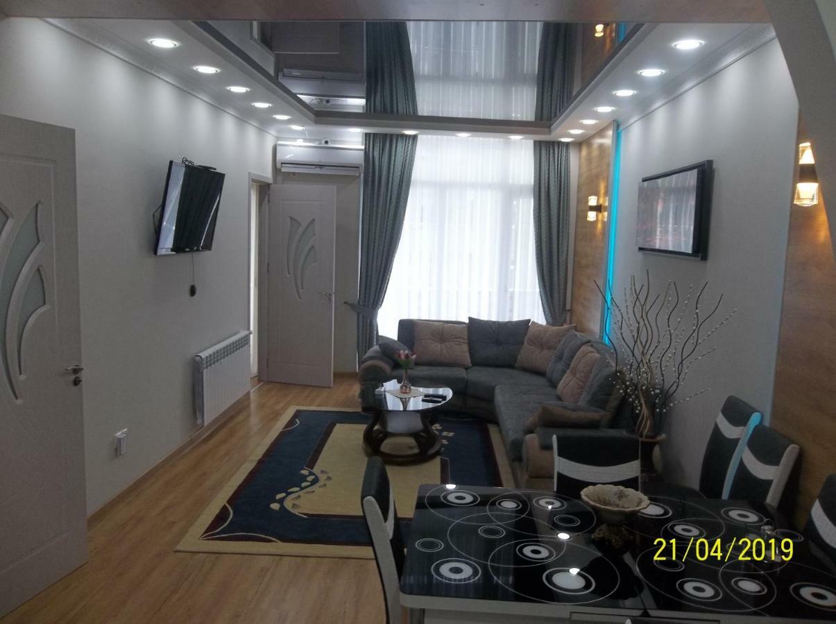 МАТЕ Apartment Батуми Экстерьер фото