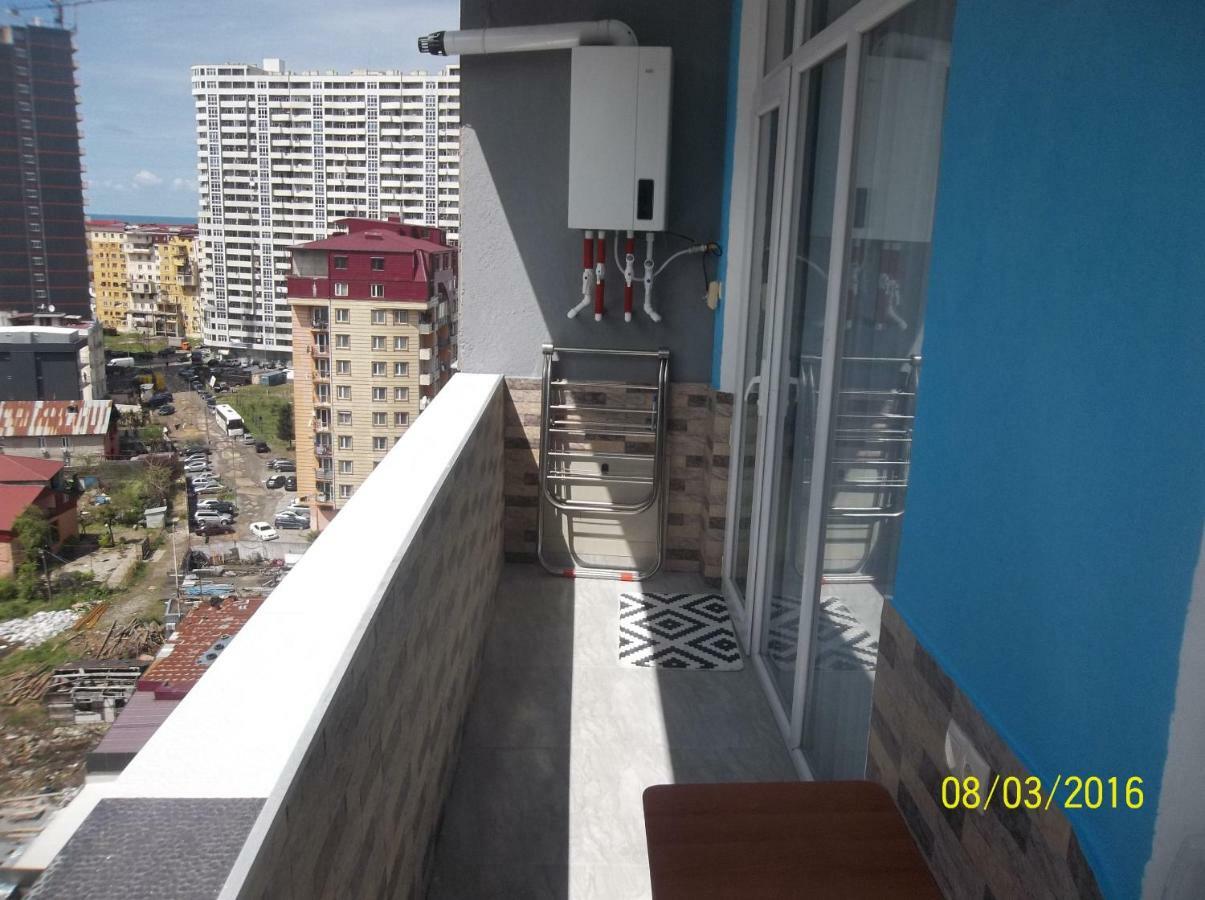 МАТЕ Apartment Батуми Экстерьер фото