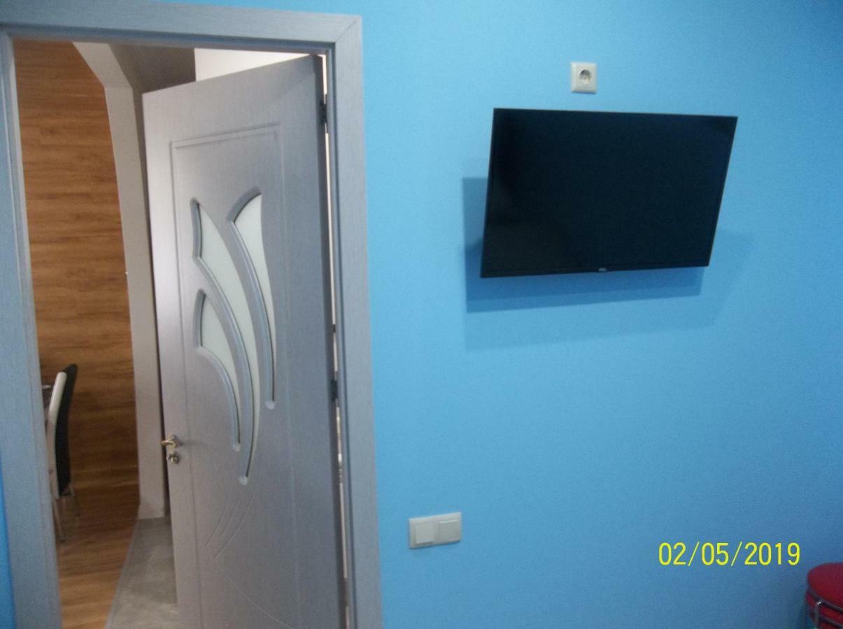 МАТЕ Apartment Батуми Экстерьер фото