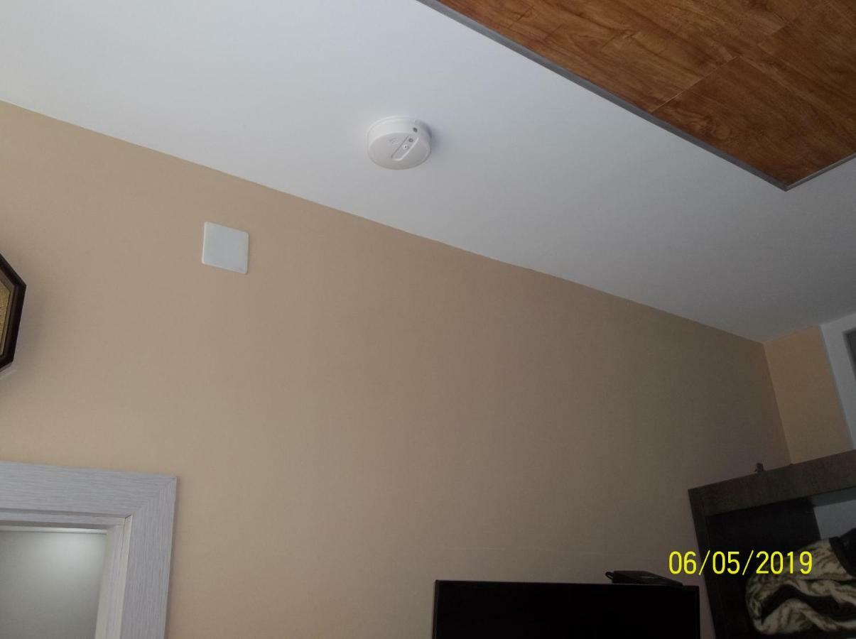 МАТЕ Apartment Батуми Экстерьер фото