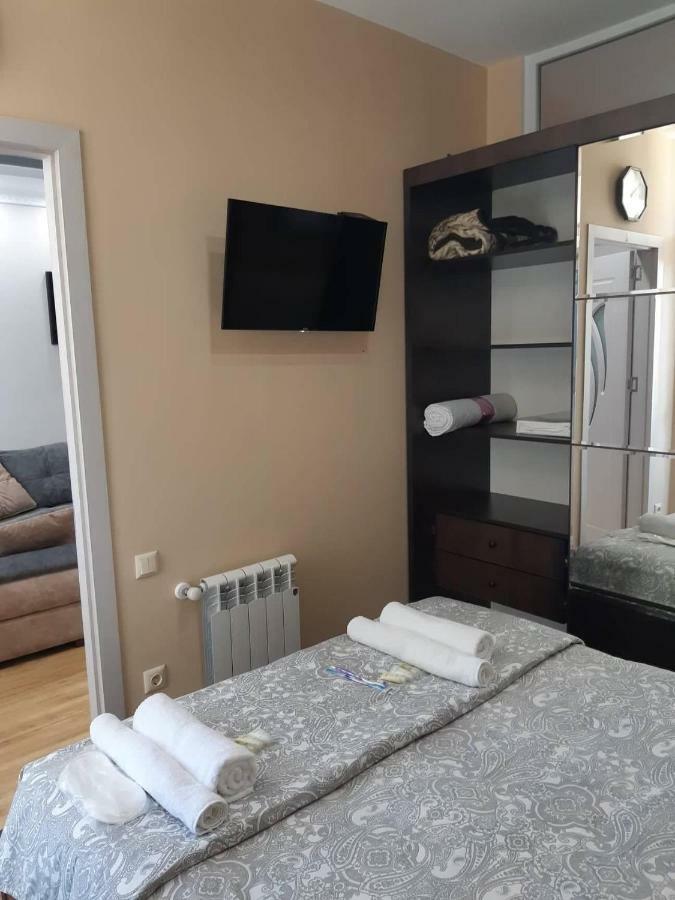 МАТЕ Apartment Батуми Экстерьер фото